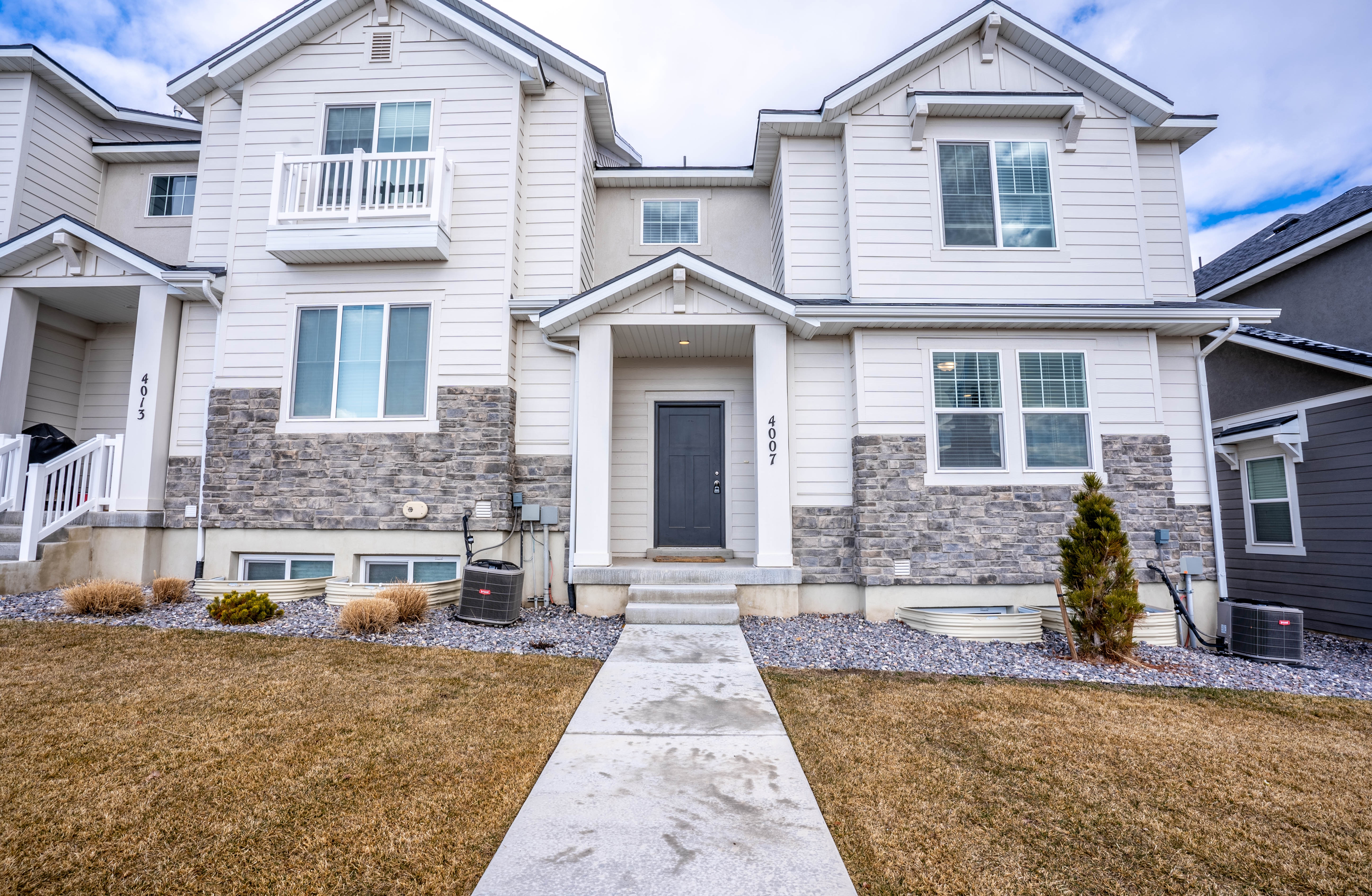 Lehi Townhome: 4007 W 740 N