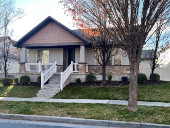 South Jordan House: 11458 S Harvest Crest Way