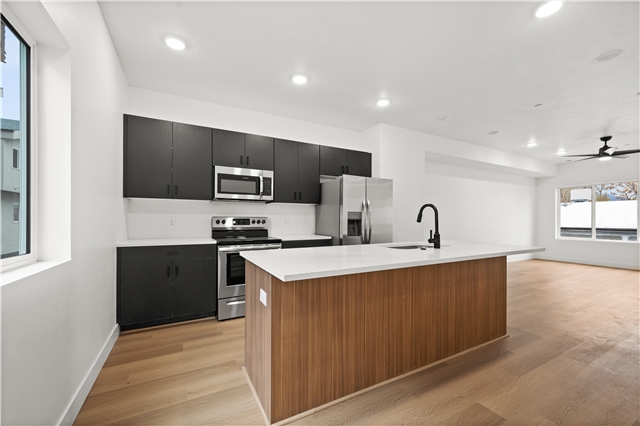 Salt Lake City Townhome: 218 W Paxton Ave