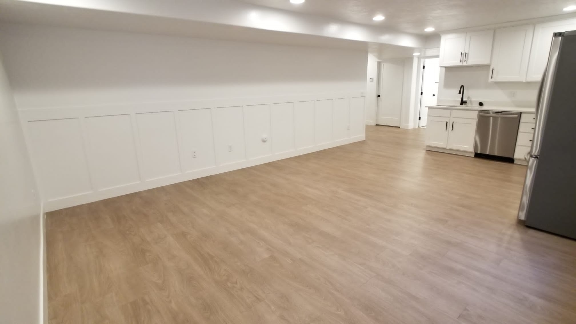 Vineyard In-Law/Basement: 32 W Sicula Rd