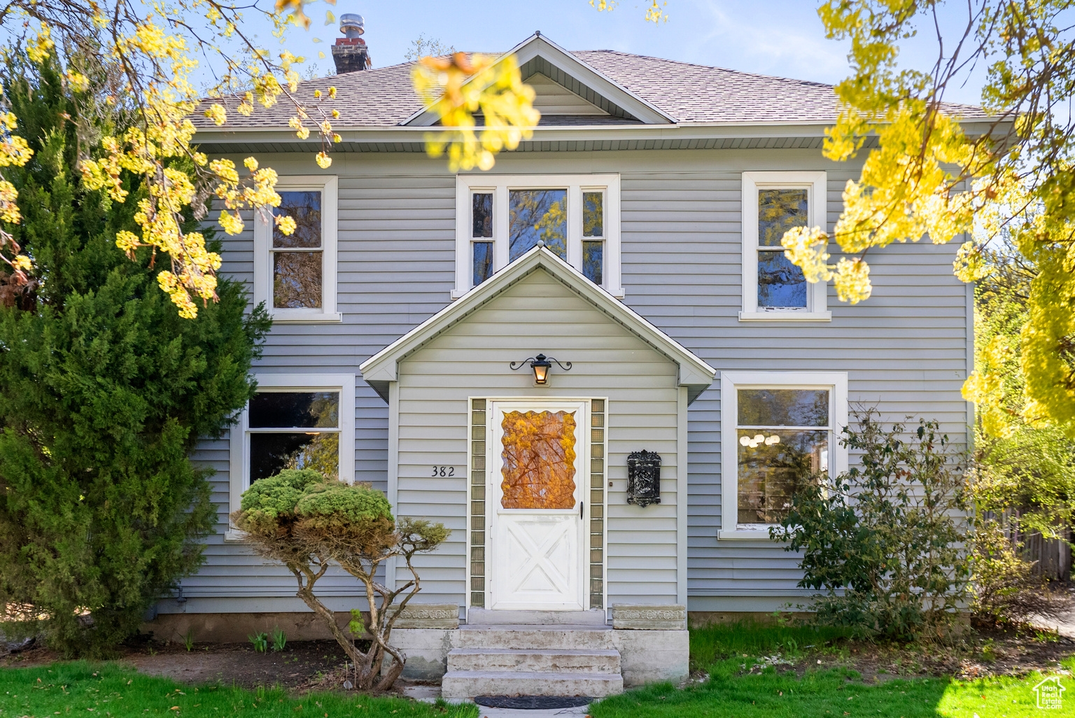 Logan House: 382 N 400 E