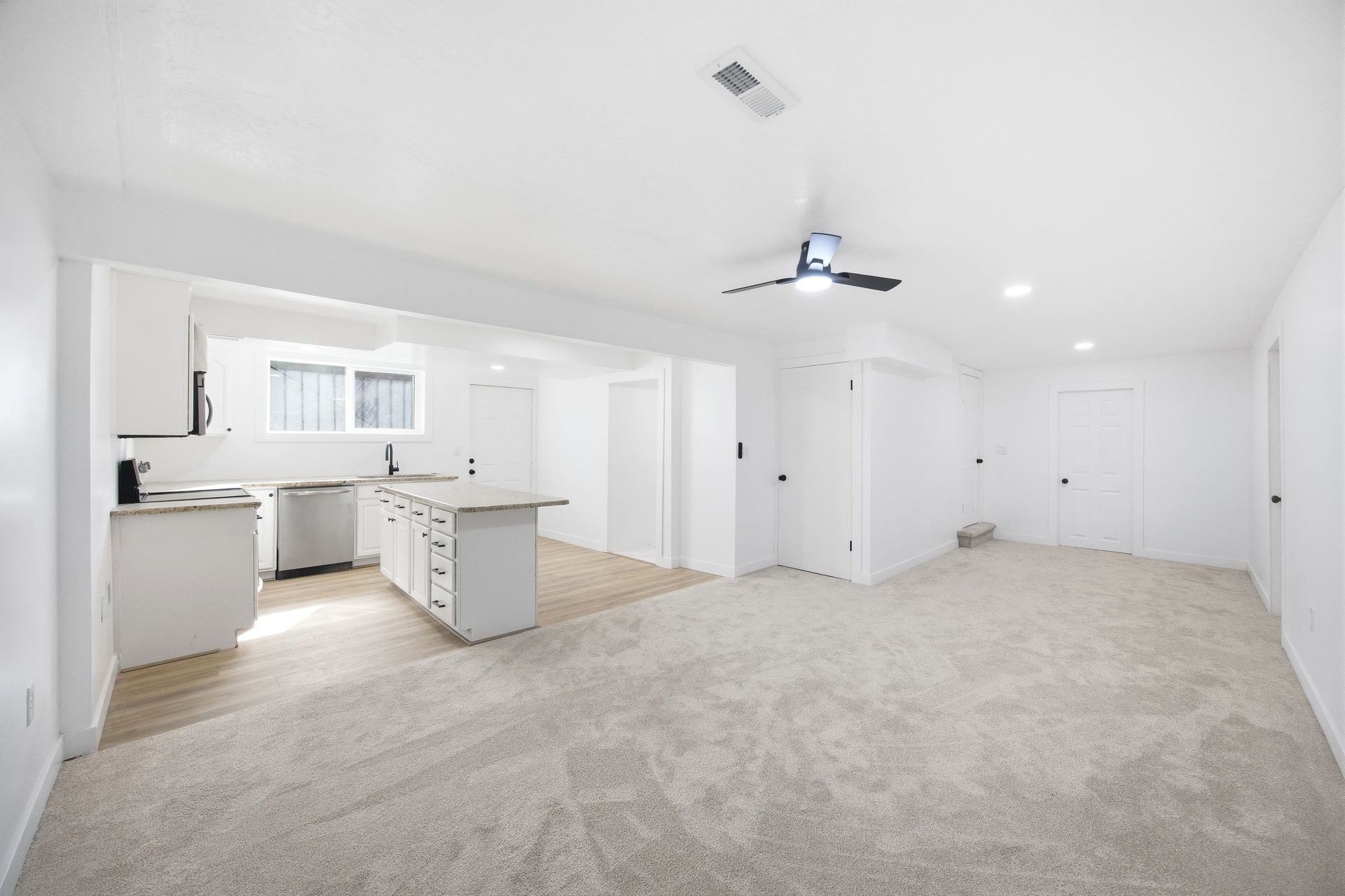 Riverton House: 12021 S Misty Sea Rd