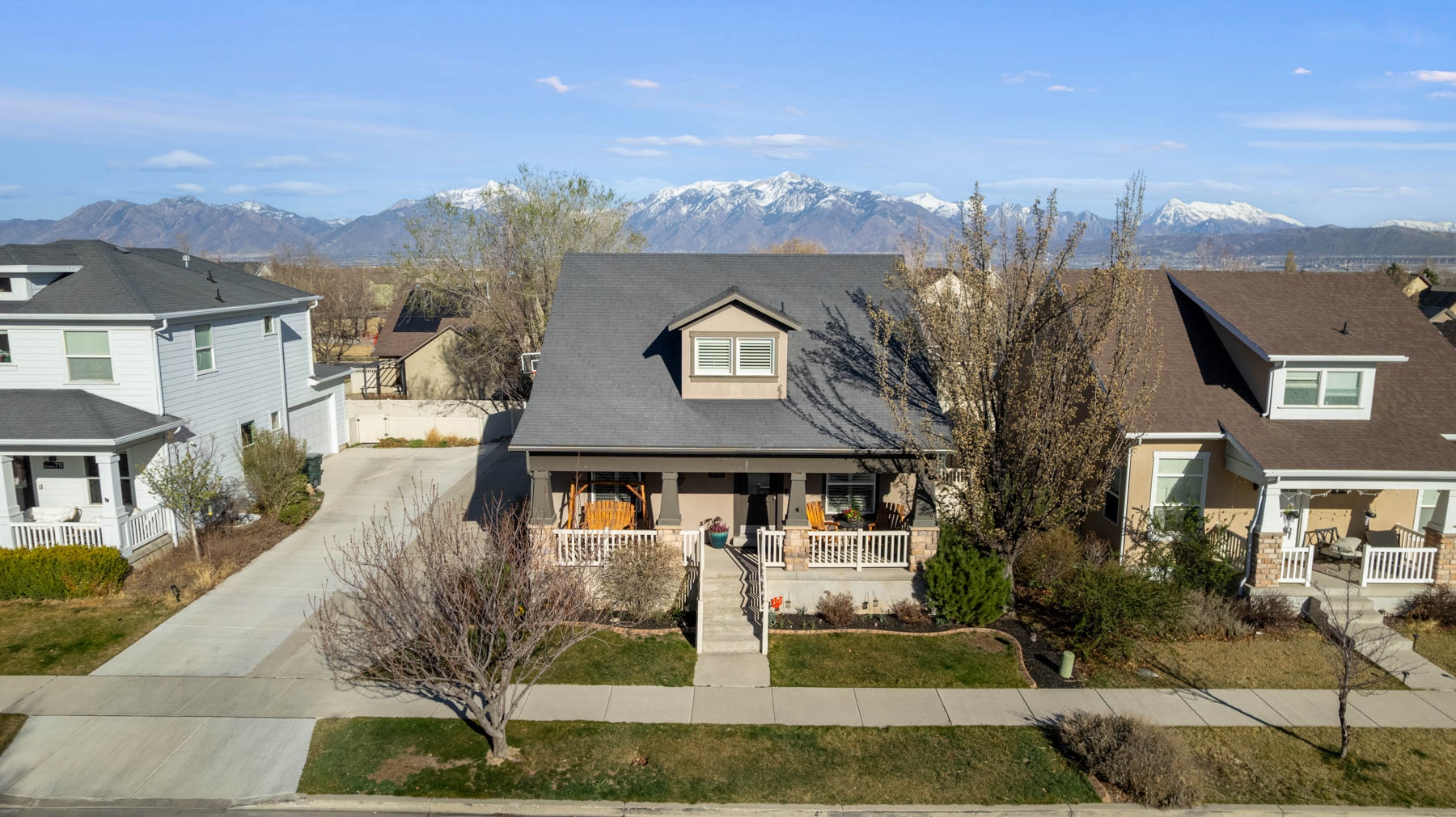 South Jordan House: 11719 S Zephyr Way