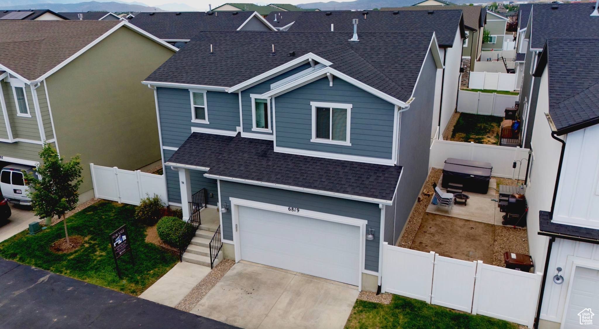 West Jordan House: 6819 W Pomona Ct