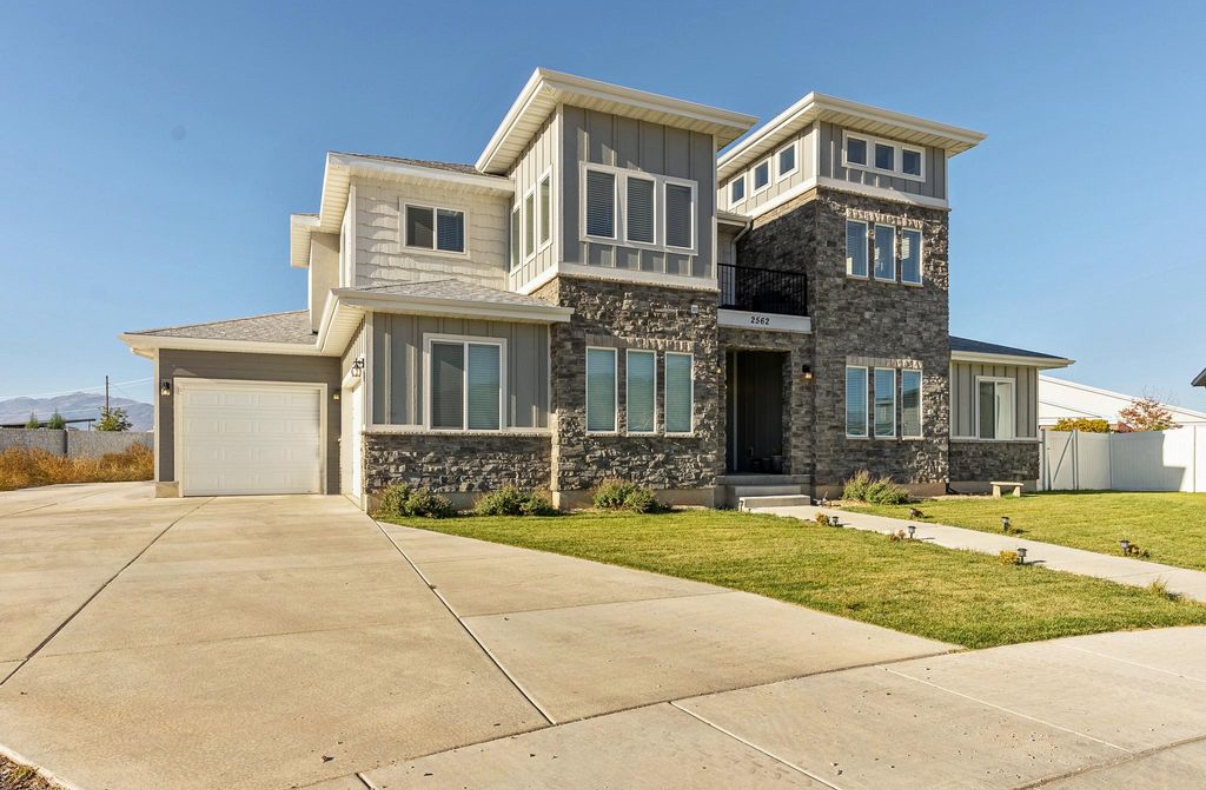 Spanish Fork Single Room: 2562 E 80 S