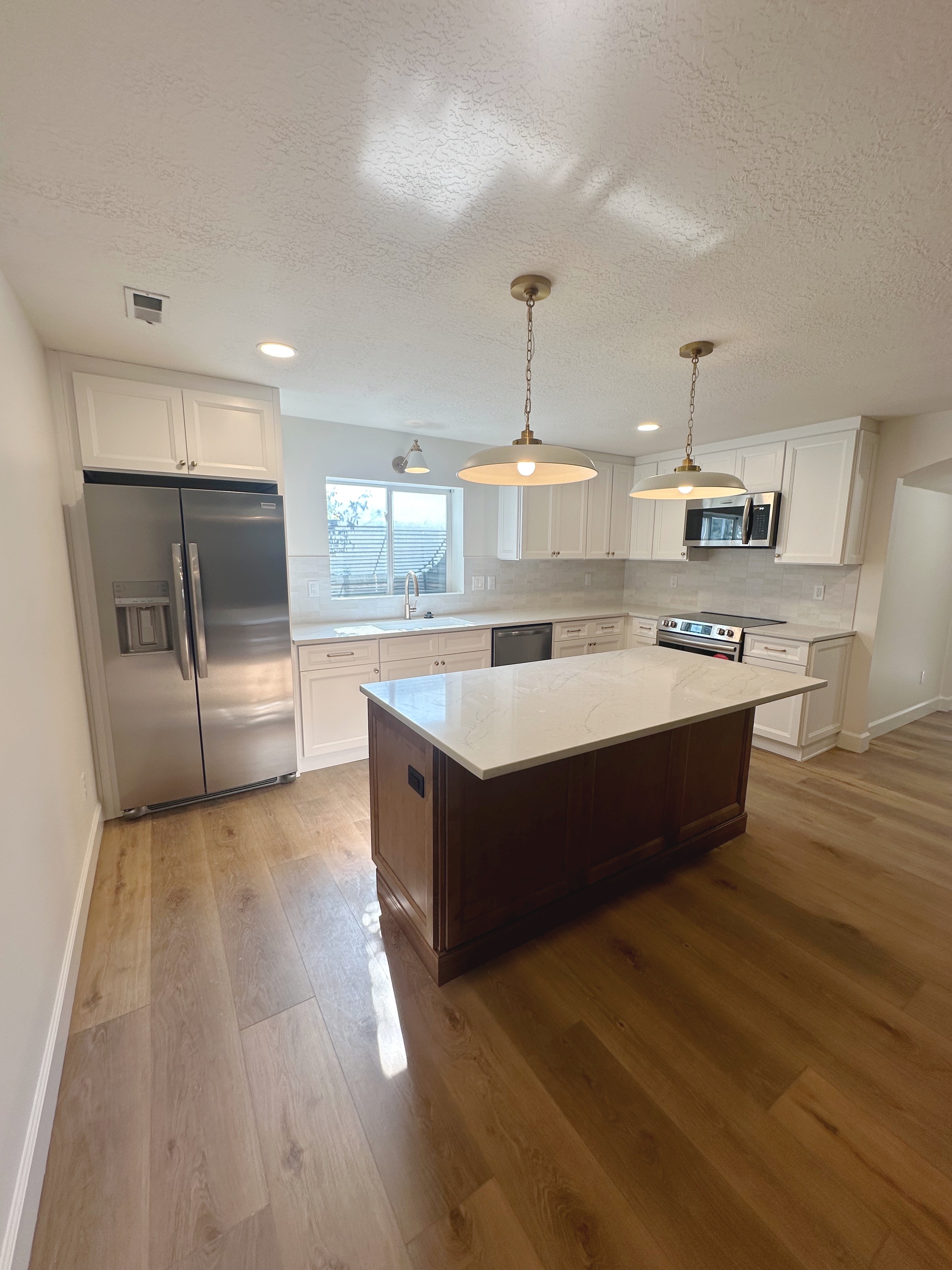 Draper In-Law/Basement: 523 E Pheasant View Dr