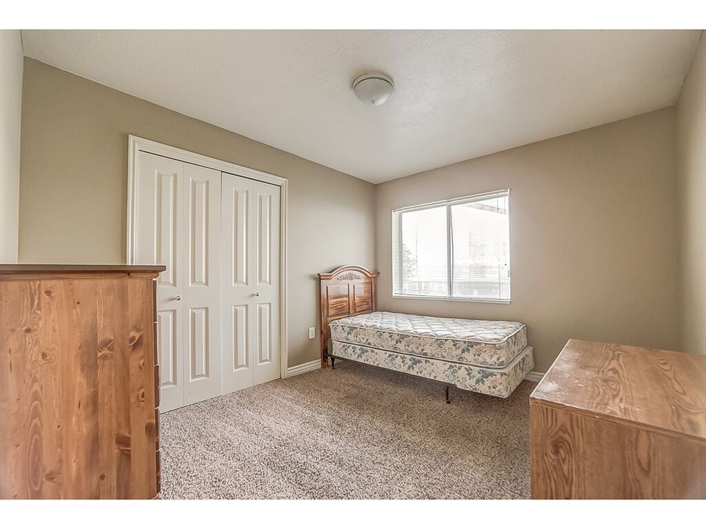 Provo Single Room: 1533 N Riverside Ave