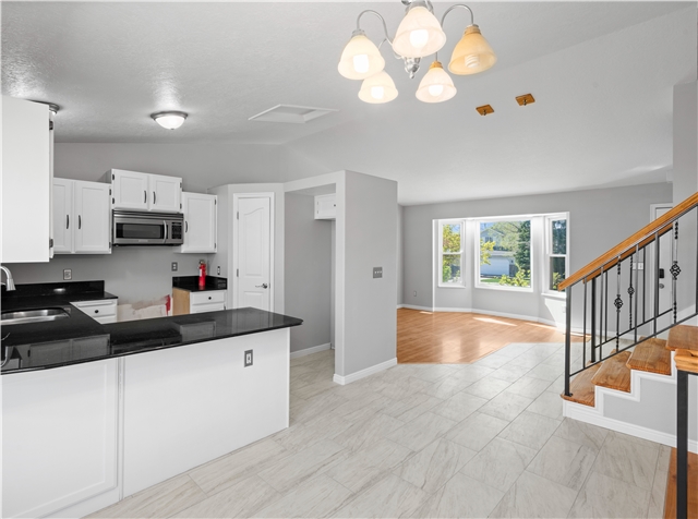 West Jordan House: 5078 W 6275 S