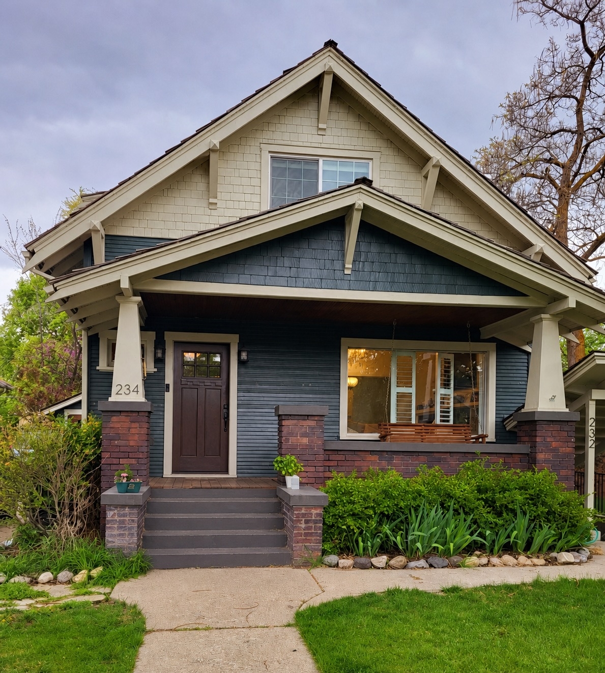 Provo House: 234 E 200 S