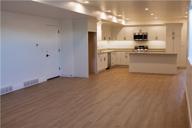 Spanish Fork Apartment: 2167 E 100 S