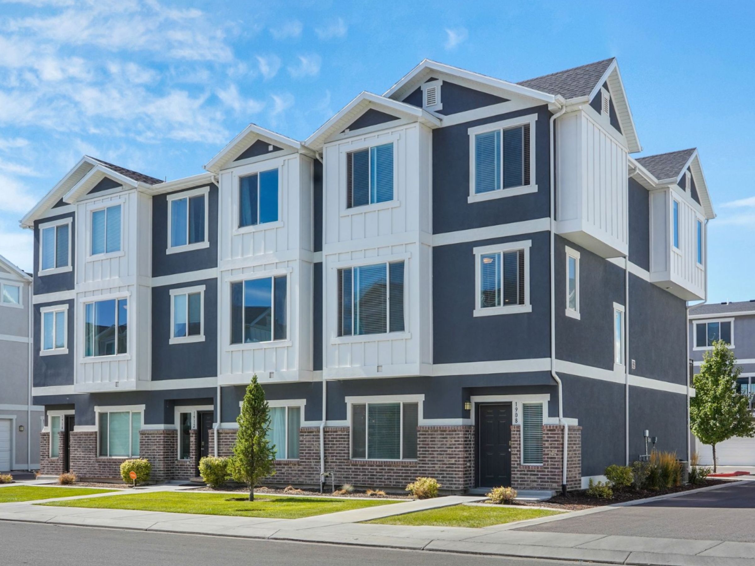 Orem Townhome: 1908 S 1030 W