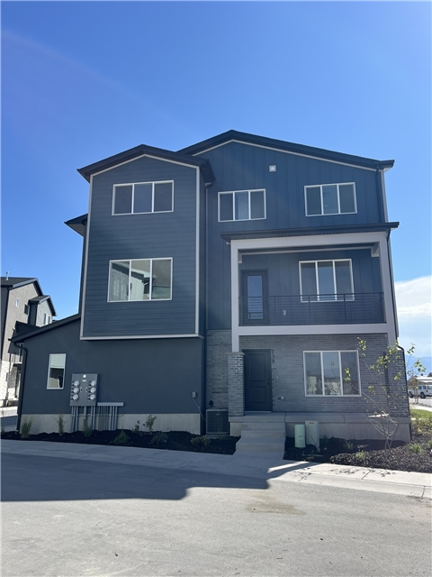 American Fork Townhome: 758 W 480 S