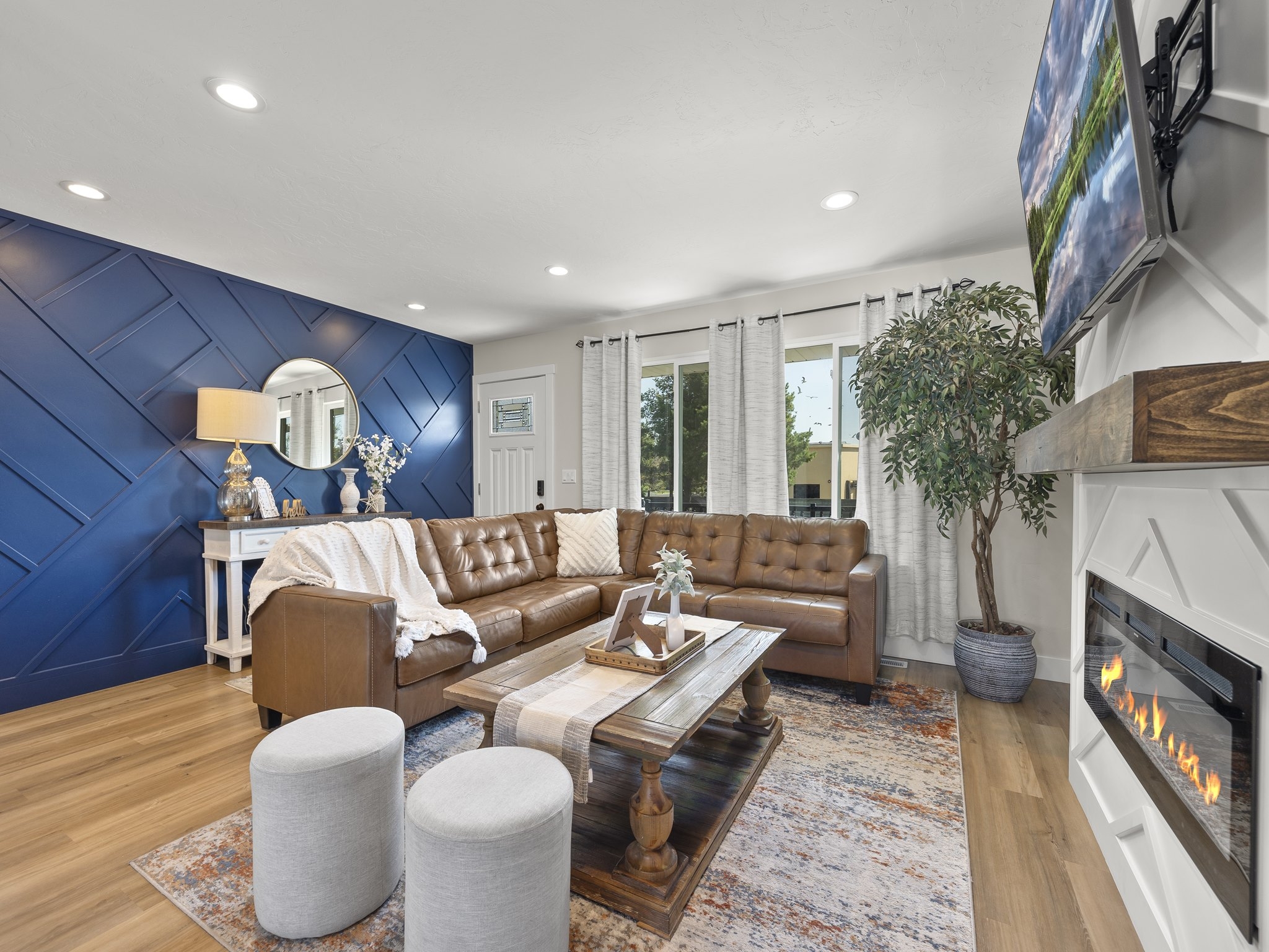 Orem House: 24 W 1200 S