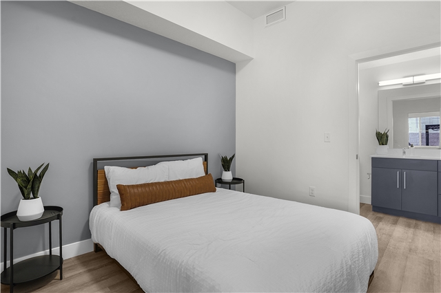 Salt Lake City Apartment: 820 W 200 S