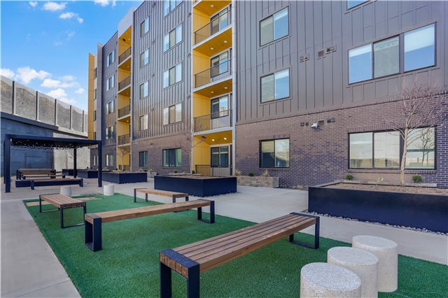 Salt Lake City Apartment: 820 W 200 S