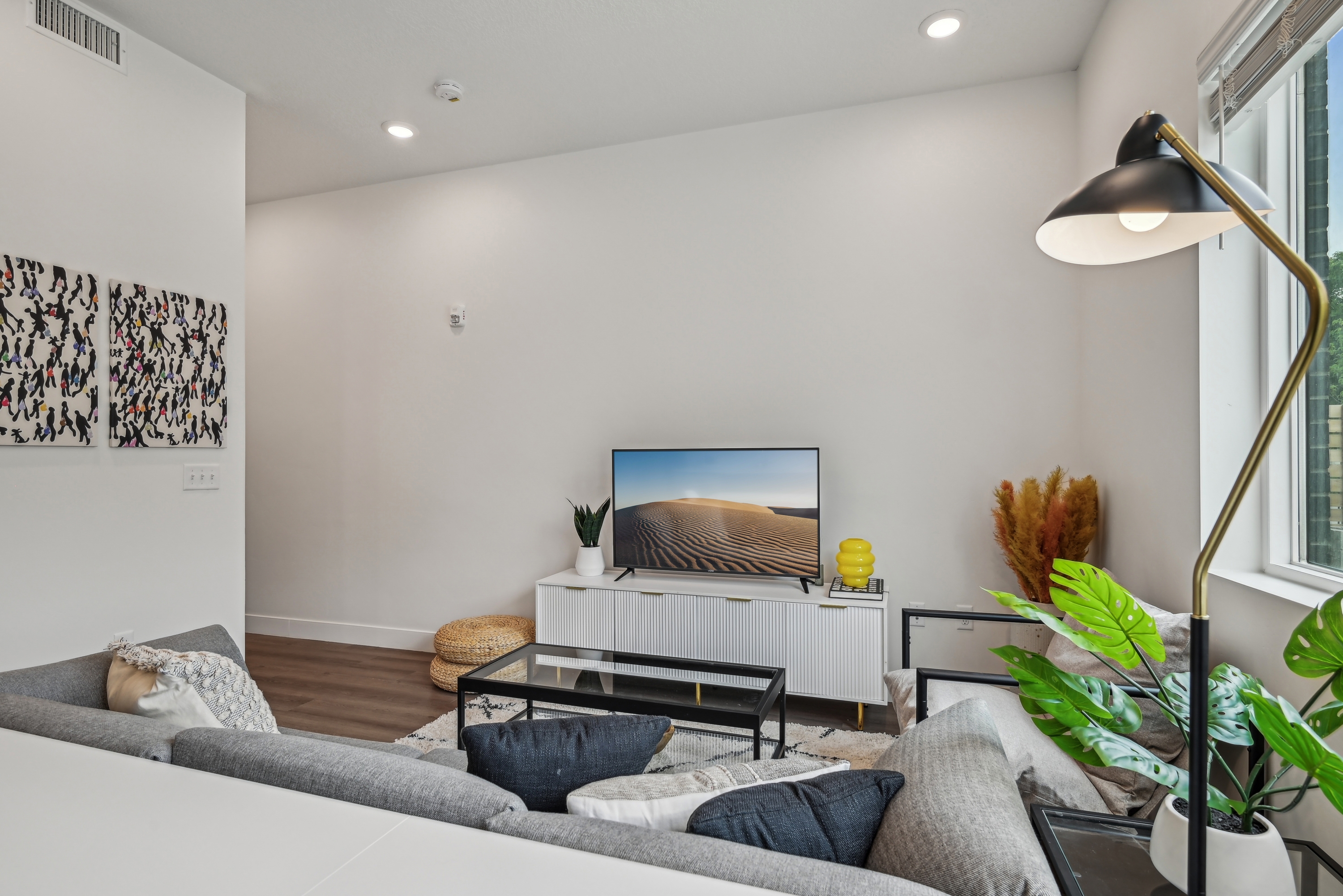 Salt Lake City Apartment: 820 W 200 S