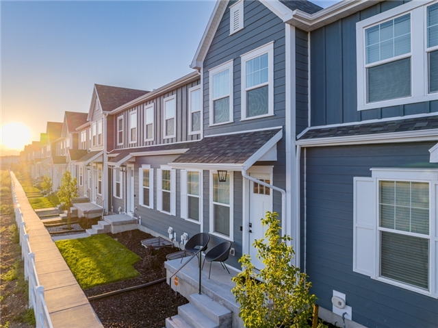 Highland Townhome: 9712 N Benton Ln