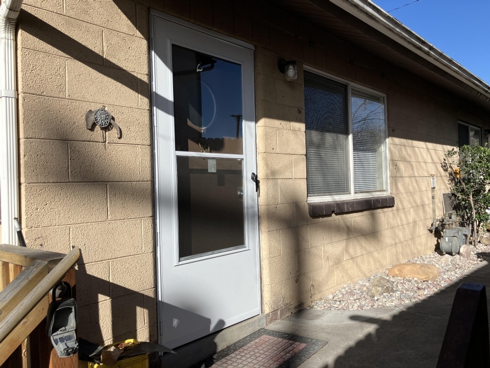 Salt Lake City Apartment: 2298 S 700 E