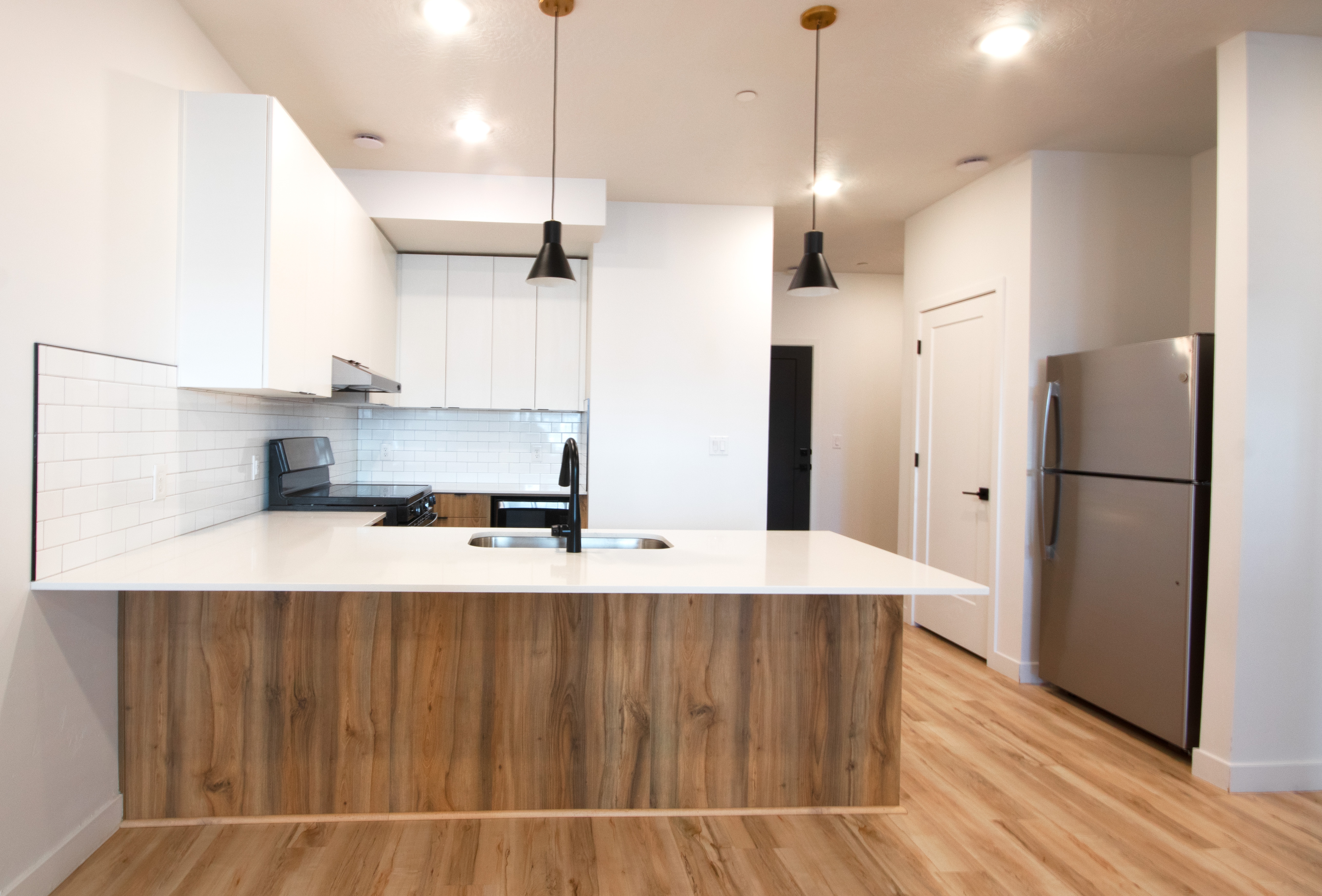 Provo Apartment: 2340 N 400 W