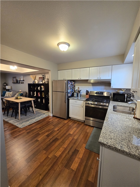 Centerville Townhome: 88 W 50 S