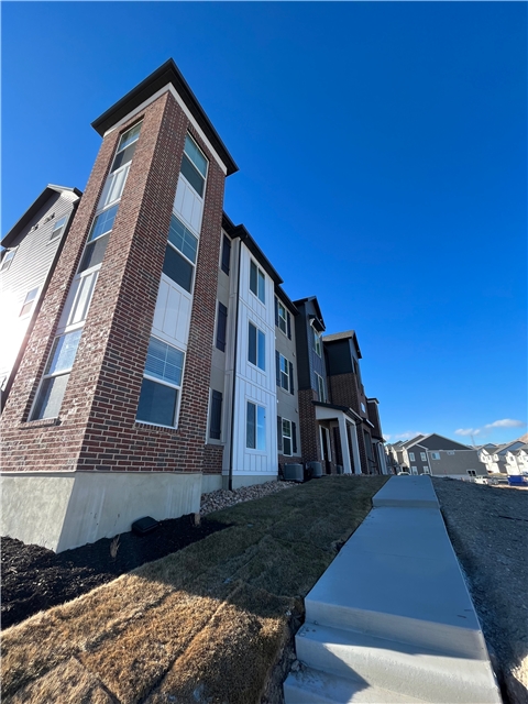 Saratoga Springs Condo: 762 N Lang Ct