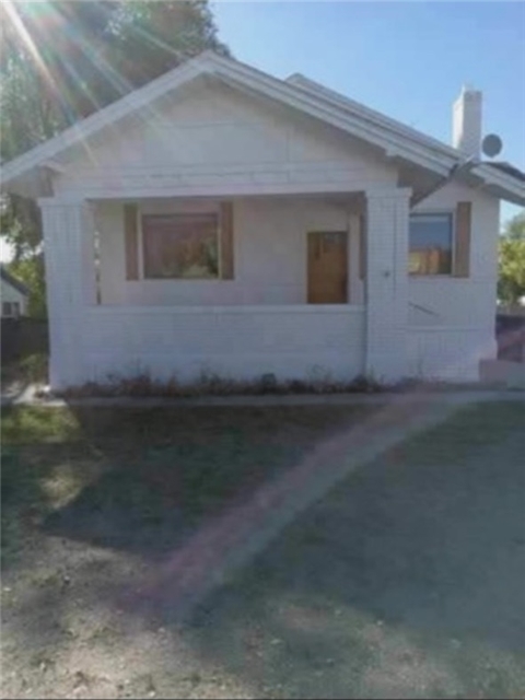 Moroni House: 25 W Main St