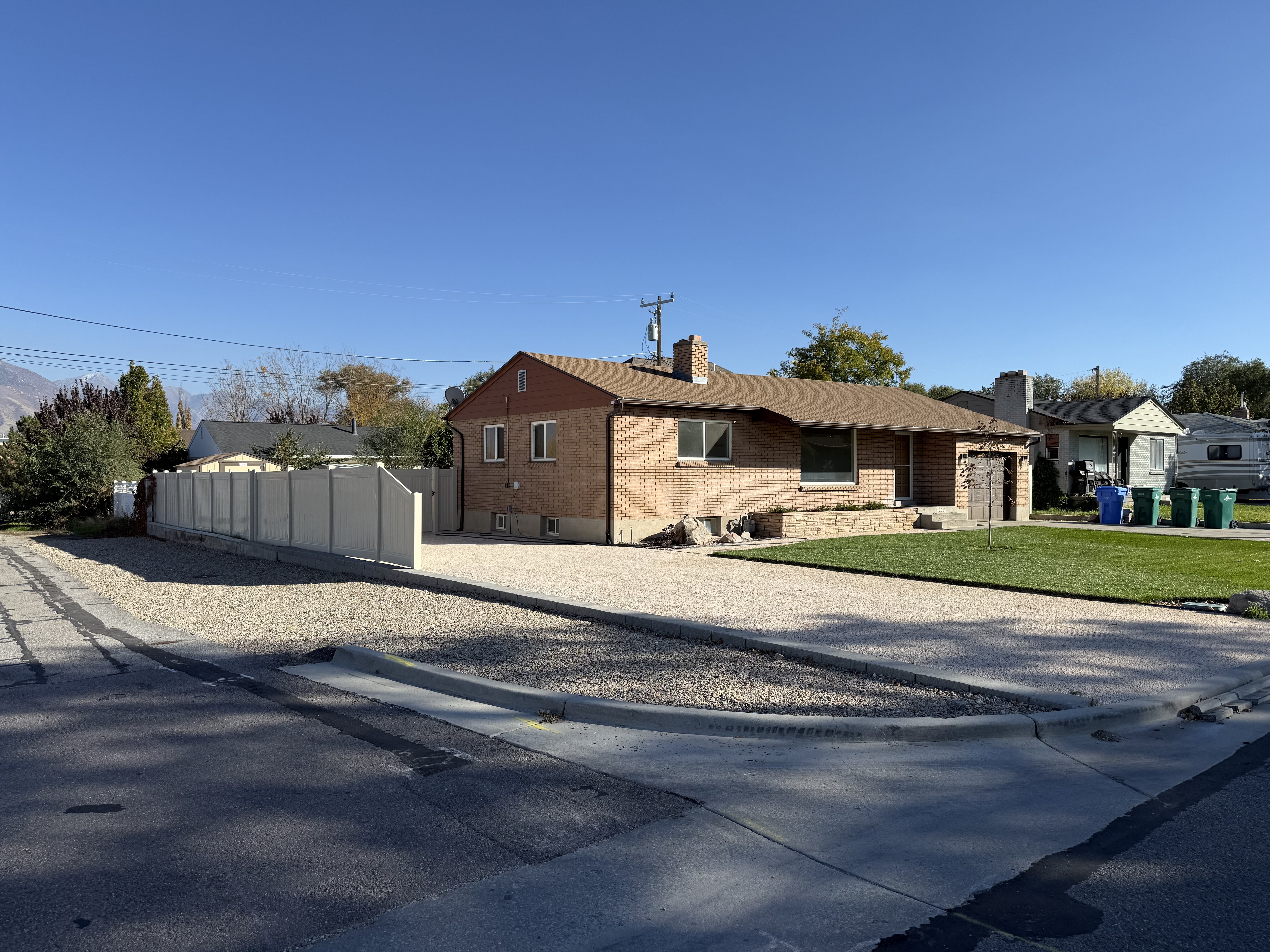Riverton House: 12911 S 1830 W