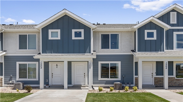 Spanish Fork Townhome: 3717 E 1520 S