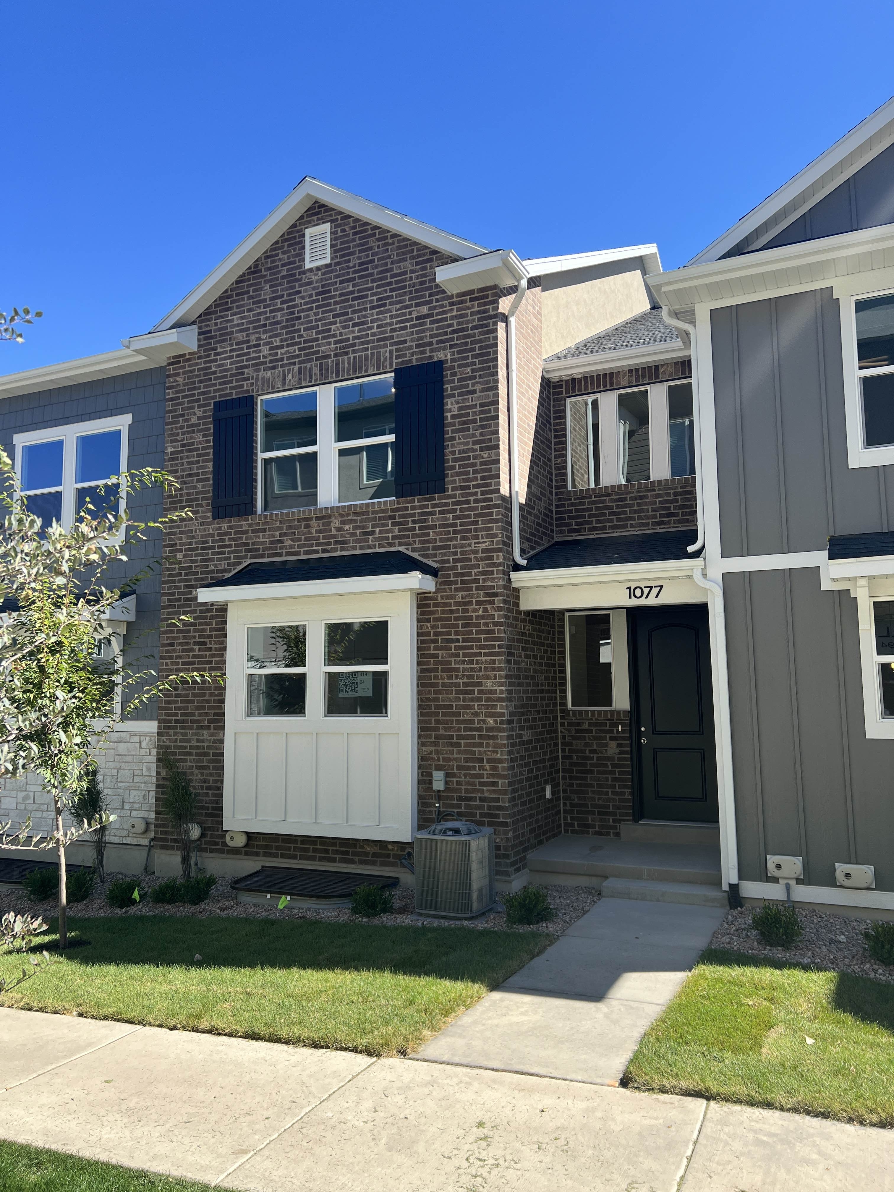 Lehi Townhome: 1077 N 3930 W
