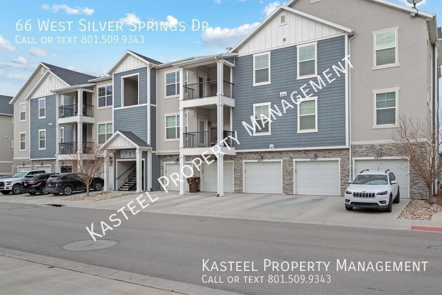 Vineyard Apartment: 66 W Silver Springs Dr