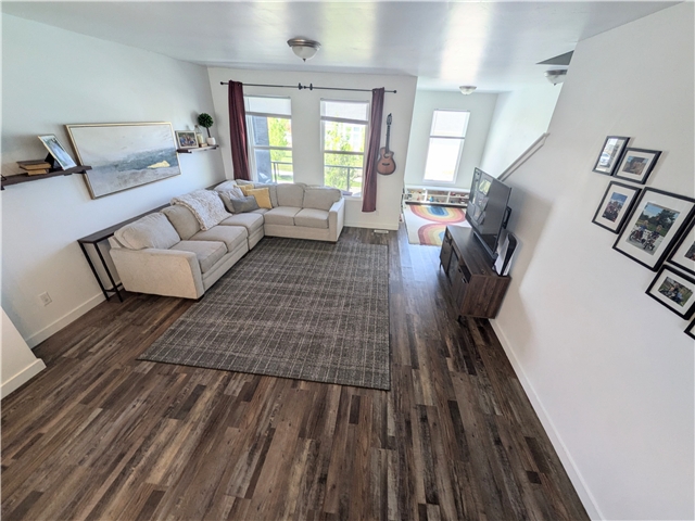 South Jordan Townhome: 5301 W Bowstring Way