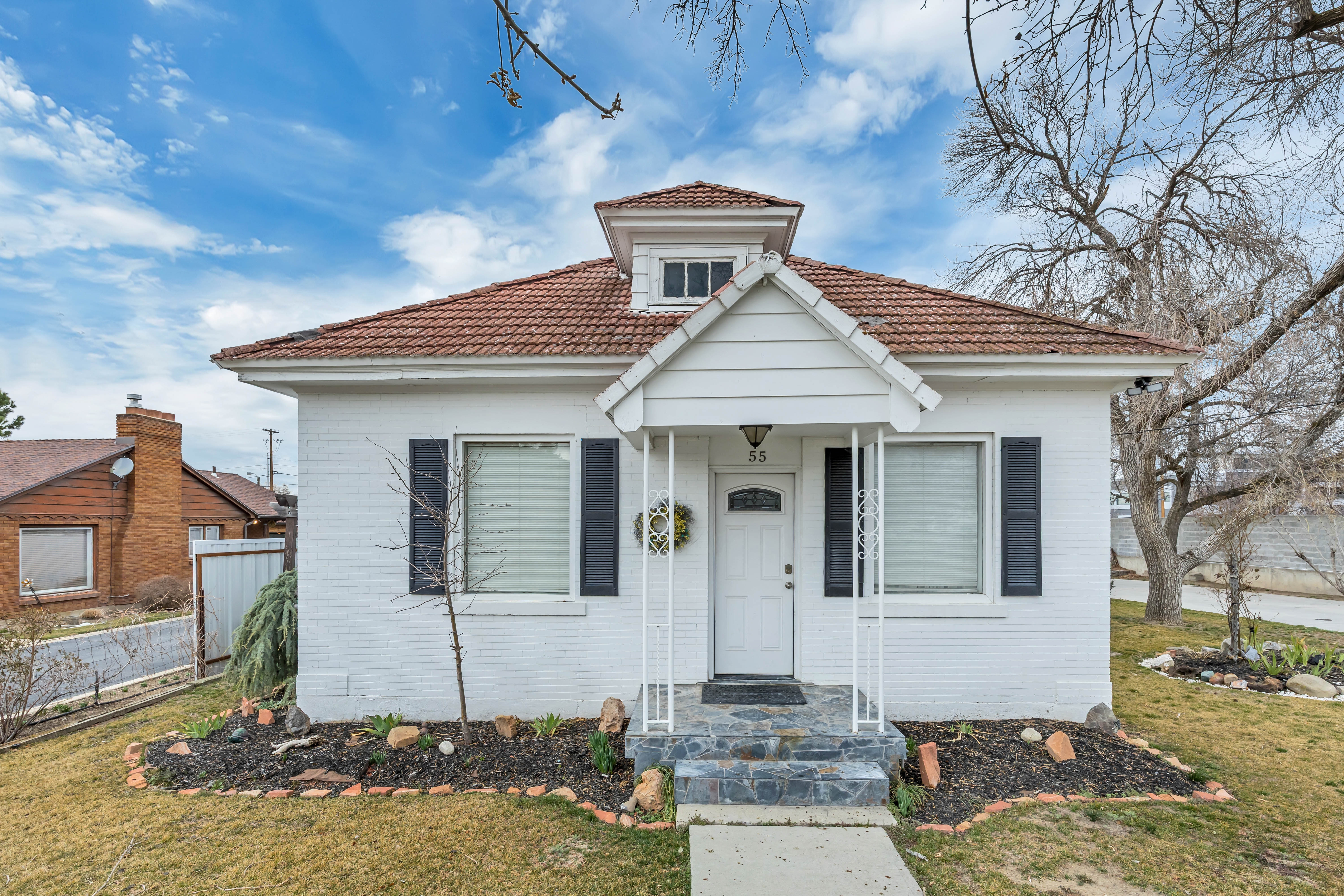 Salt Lake City House: 55 E 6150 S