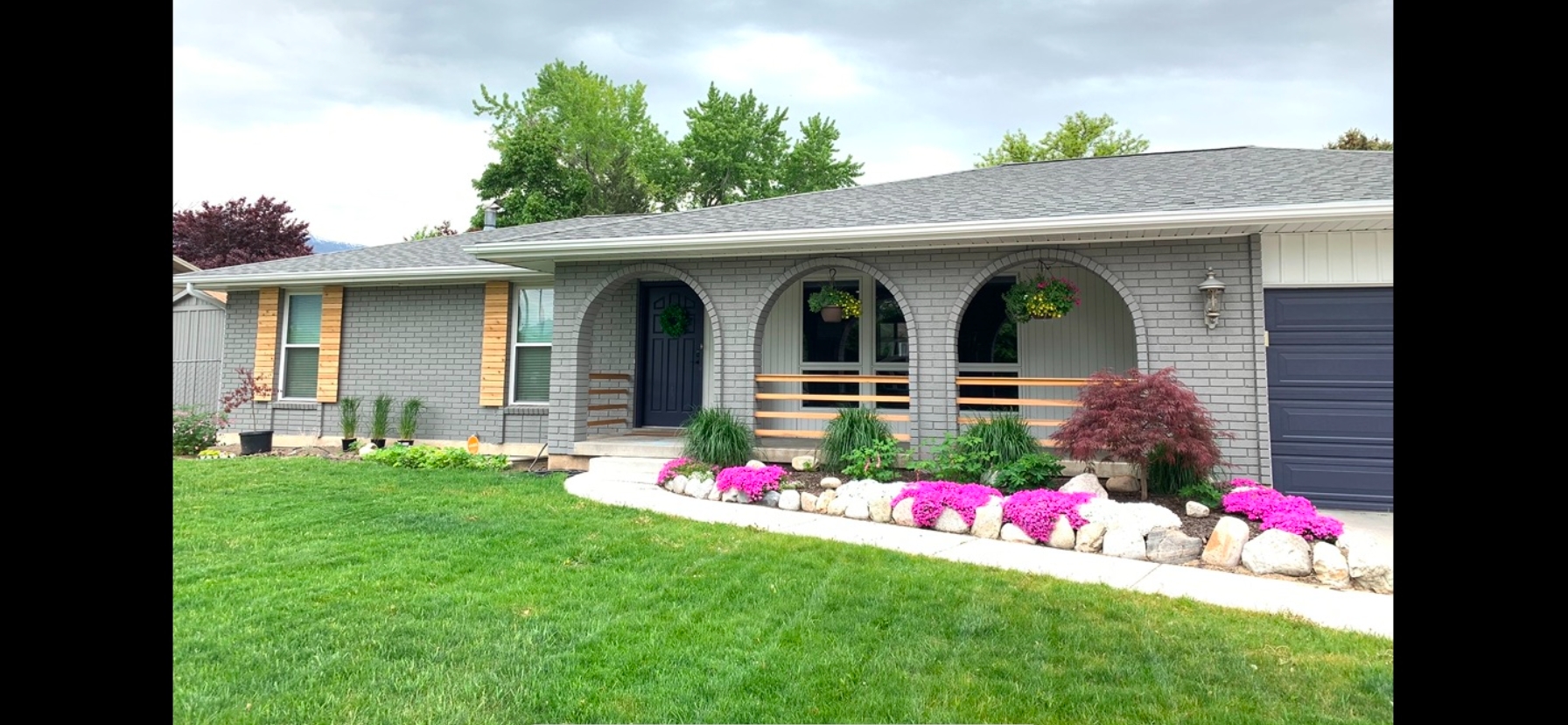 Sandy In-Law/Basement: 676 E Howard Dr