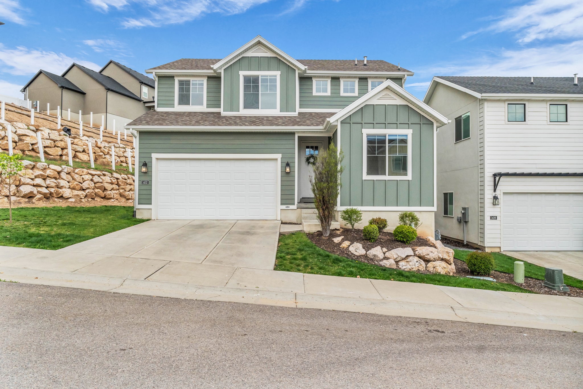 Layton House: 1432 E Daylily Ct