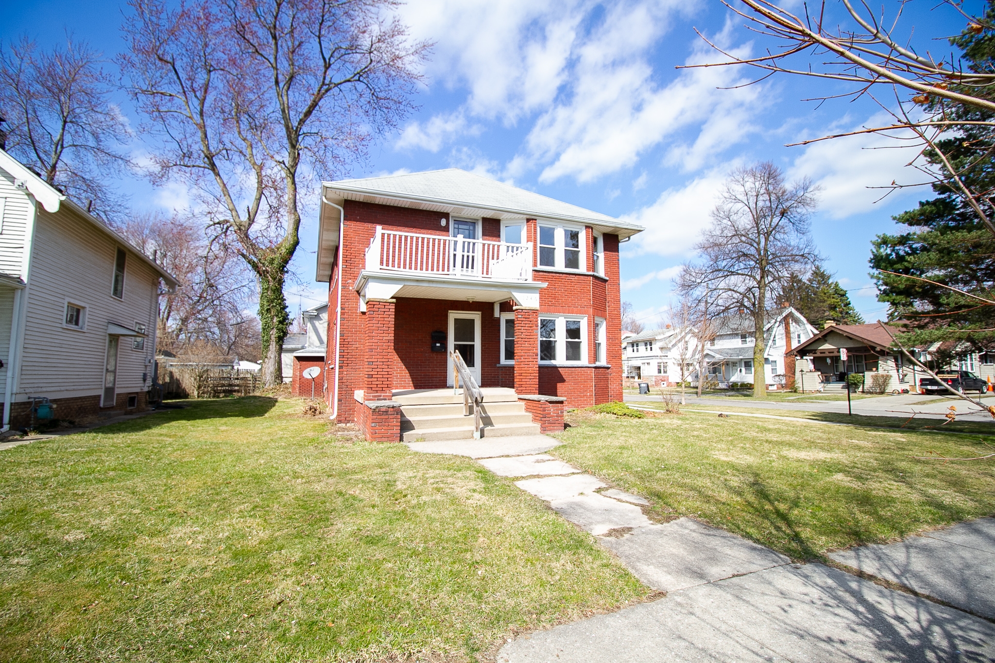 Toledo Multiplex: 1246 Laclede Rd