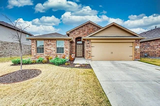 Fort Worth House: 6324 Longship St