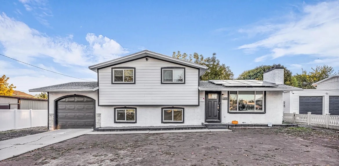 West Valley City In-Law/Basement: 3973 S Las Flores St