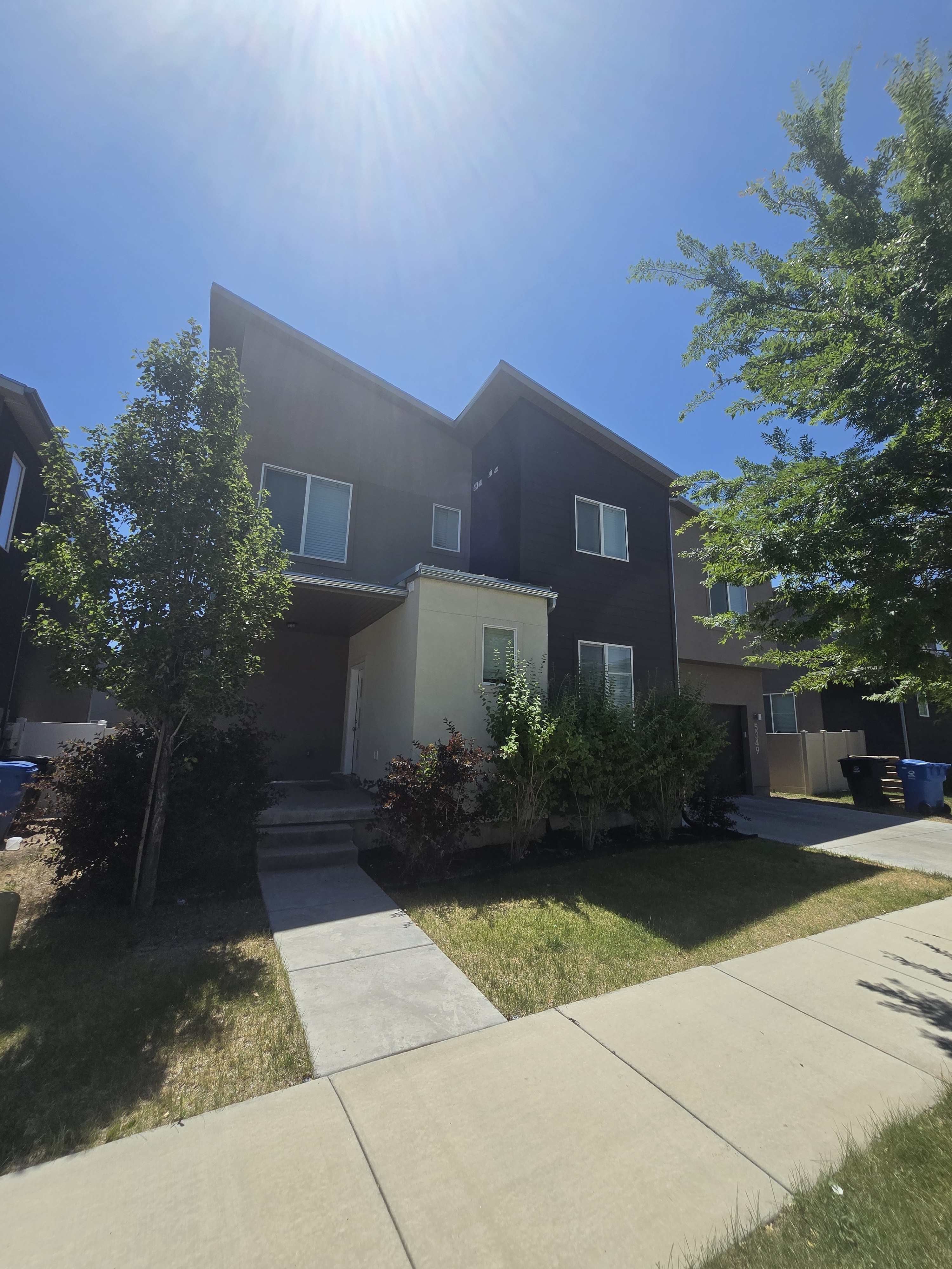 Herriman House: 5349 W Rochdale Ln