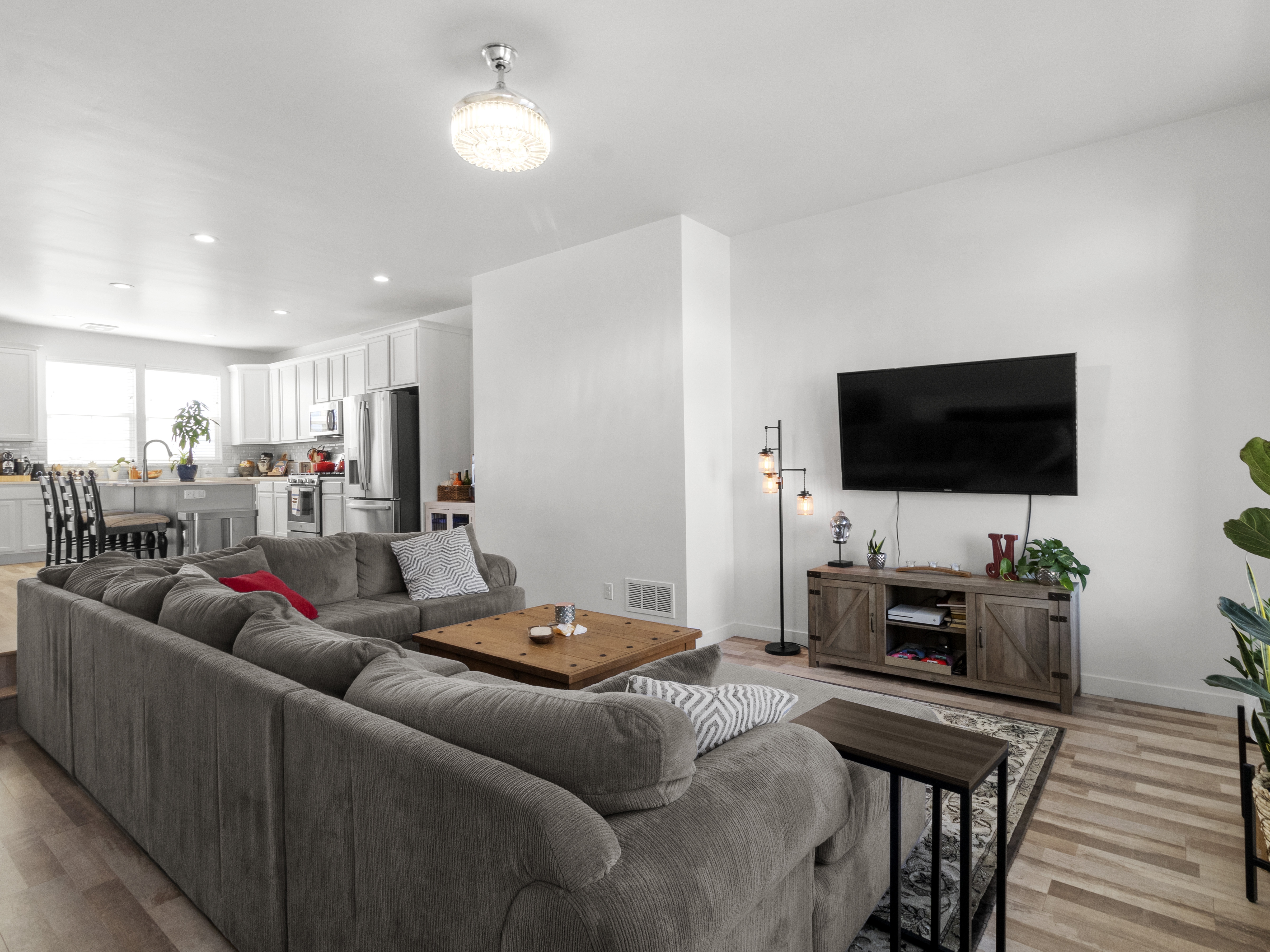 South Jordan Townhome: 10781 S Porcini Dr