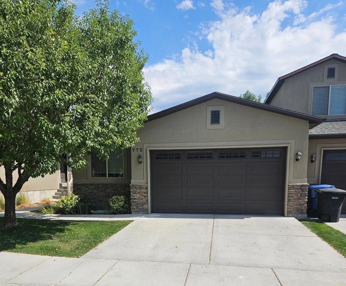 Smithfield Townhome: 772 S 150 E