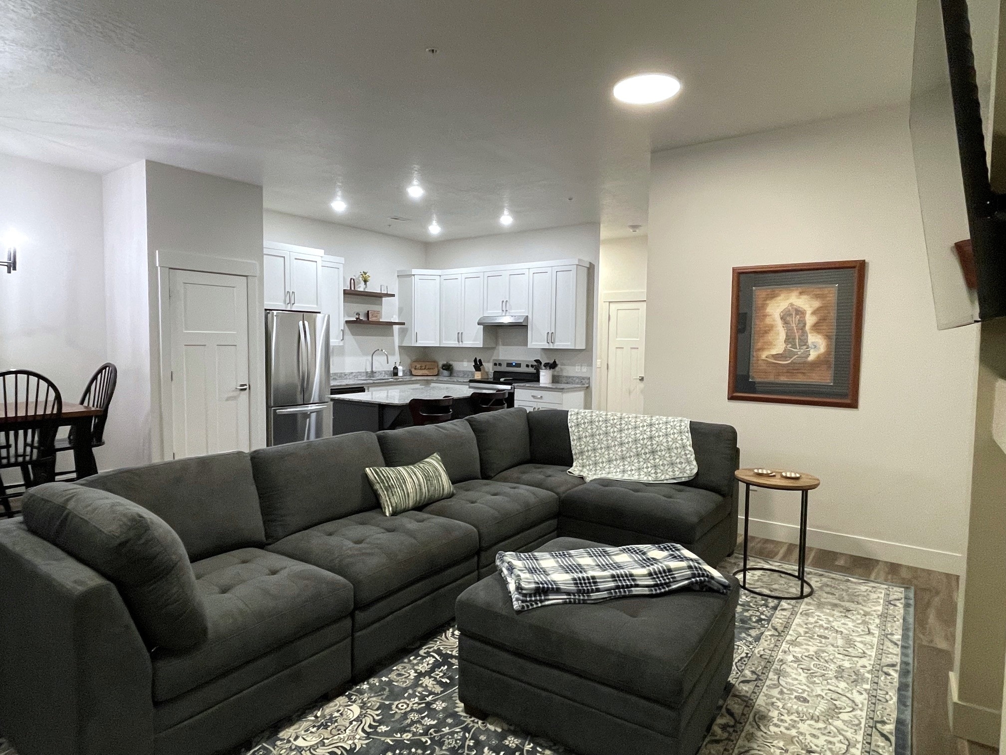 Midway Condo: 695 E Main St