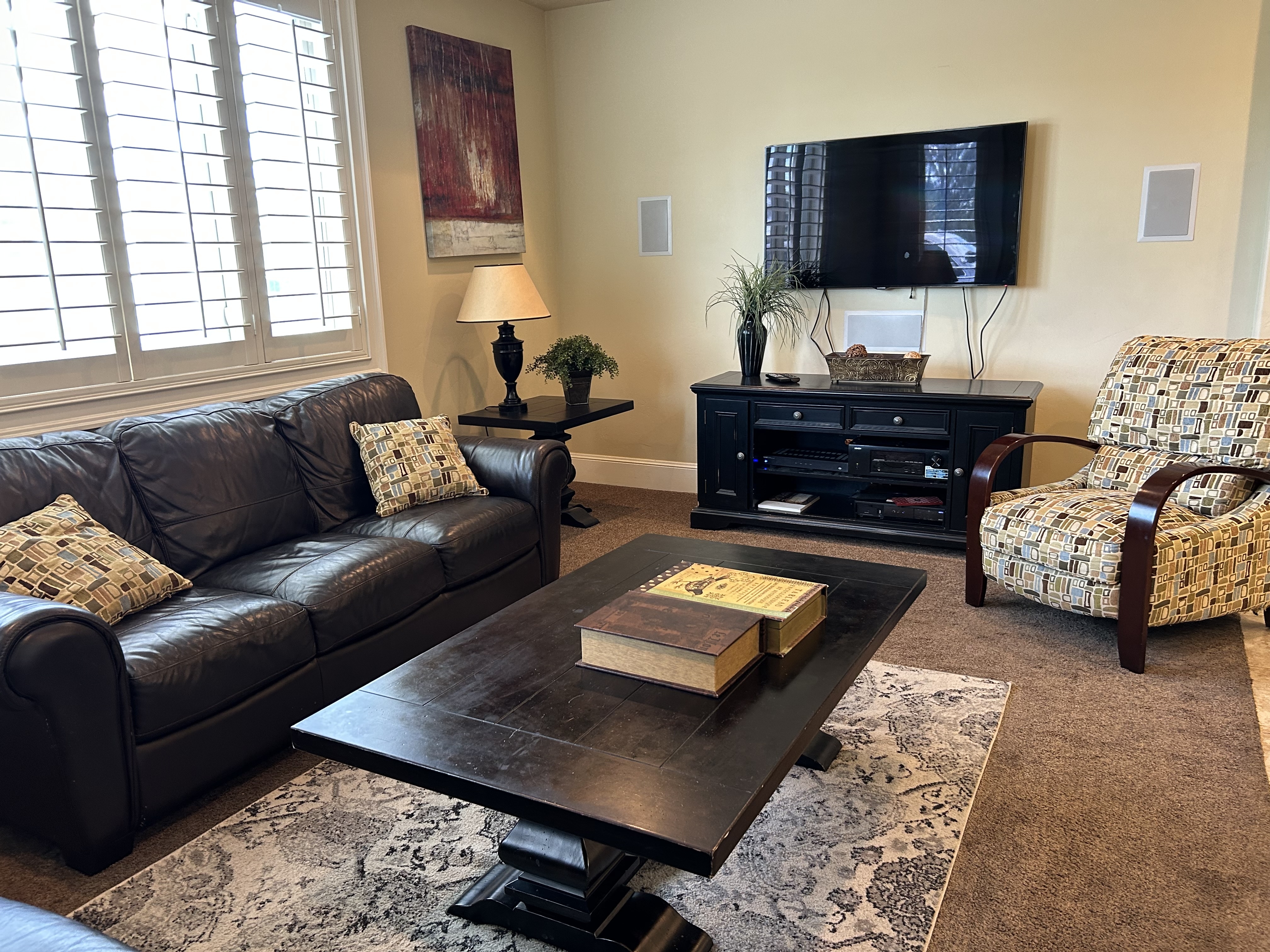 Provo Condo: 5198 N University Ave