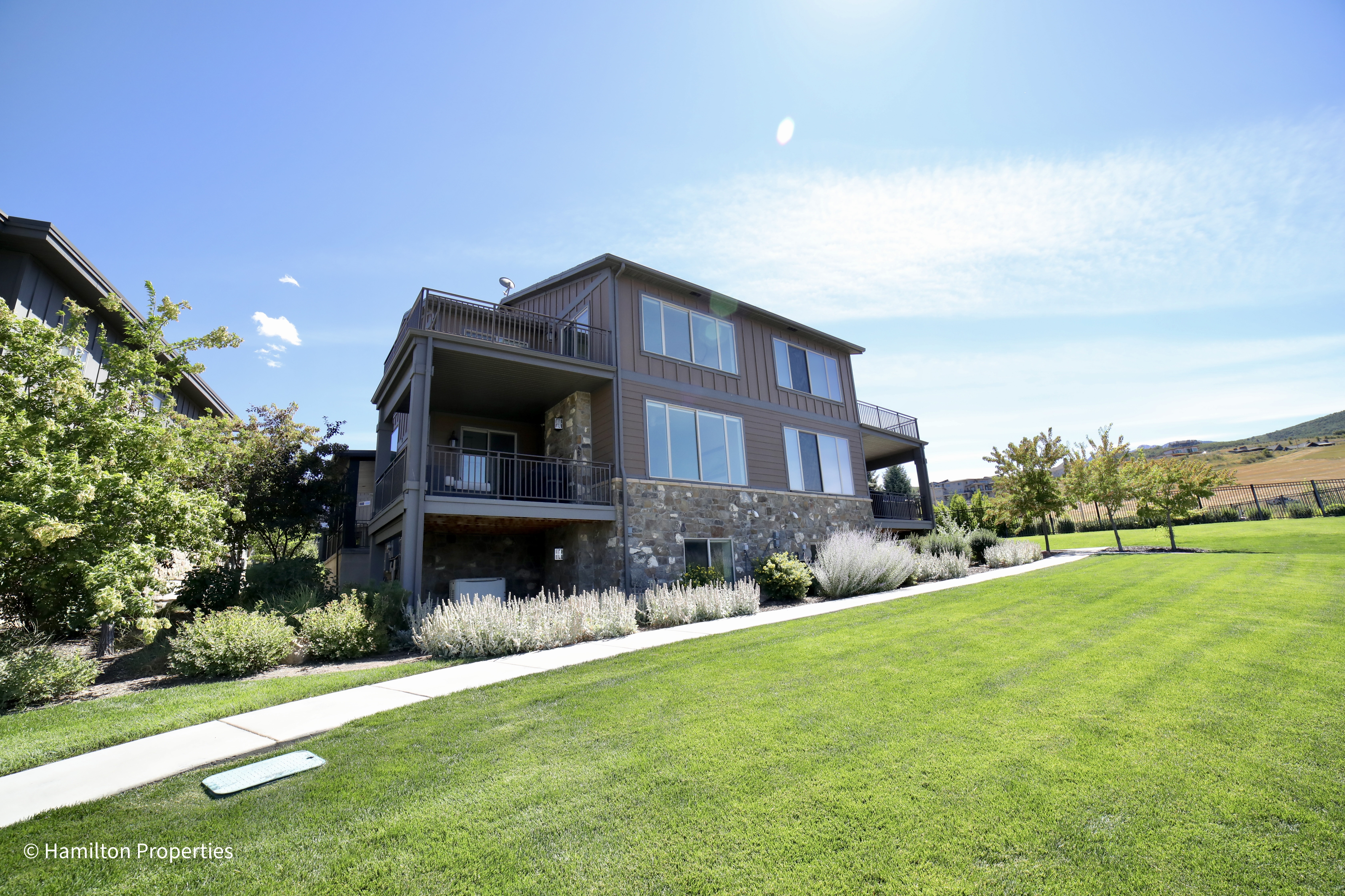 Huntsville Townhome: 817 S Edgewater Ct