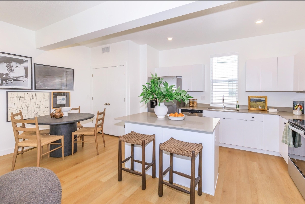 Salt Lake City Townhome: 566 S Redwood Rd