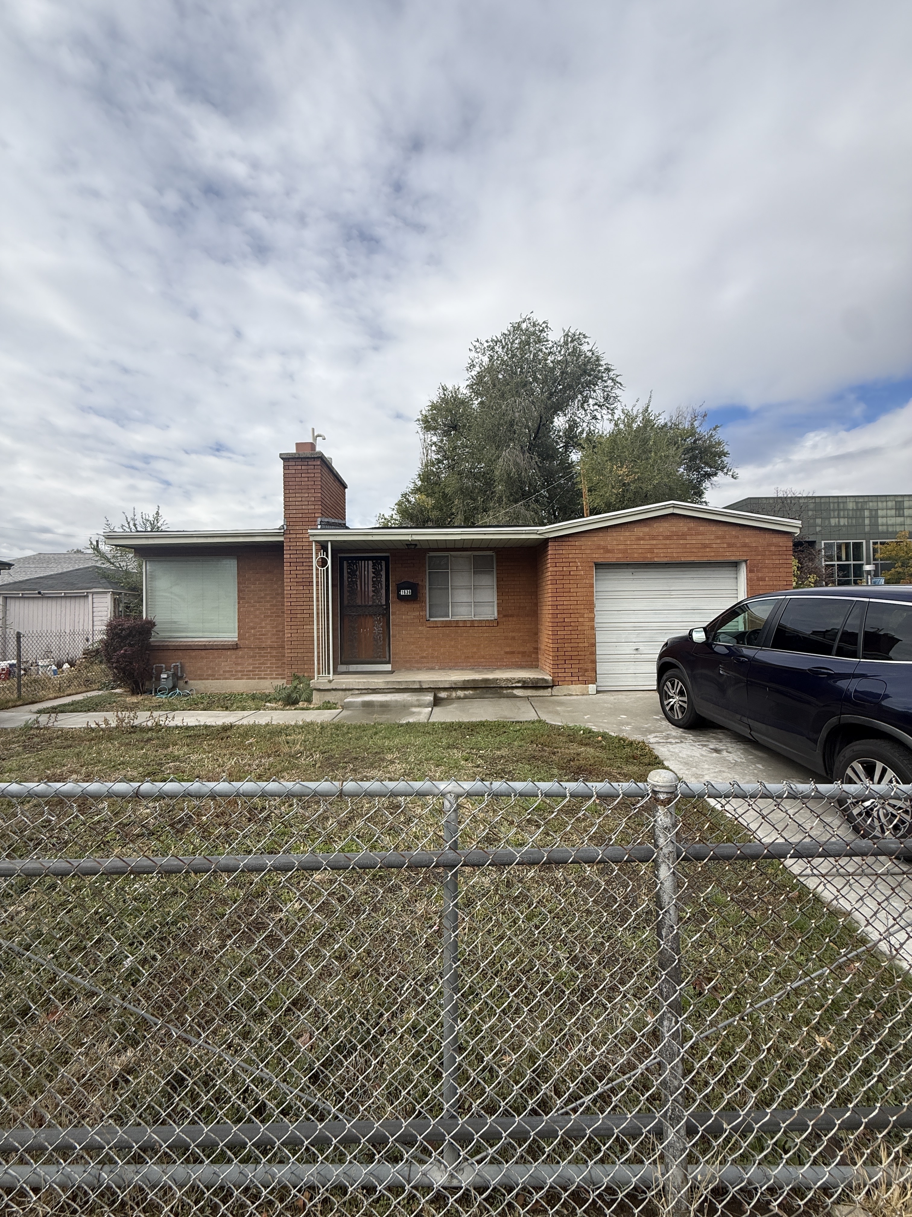 Salt Lake City House: 1636 S 200 E