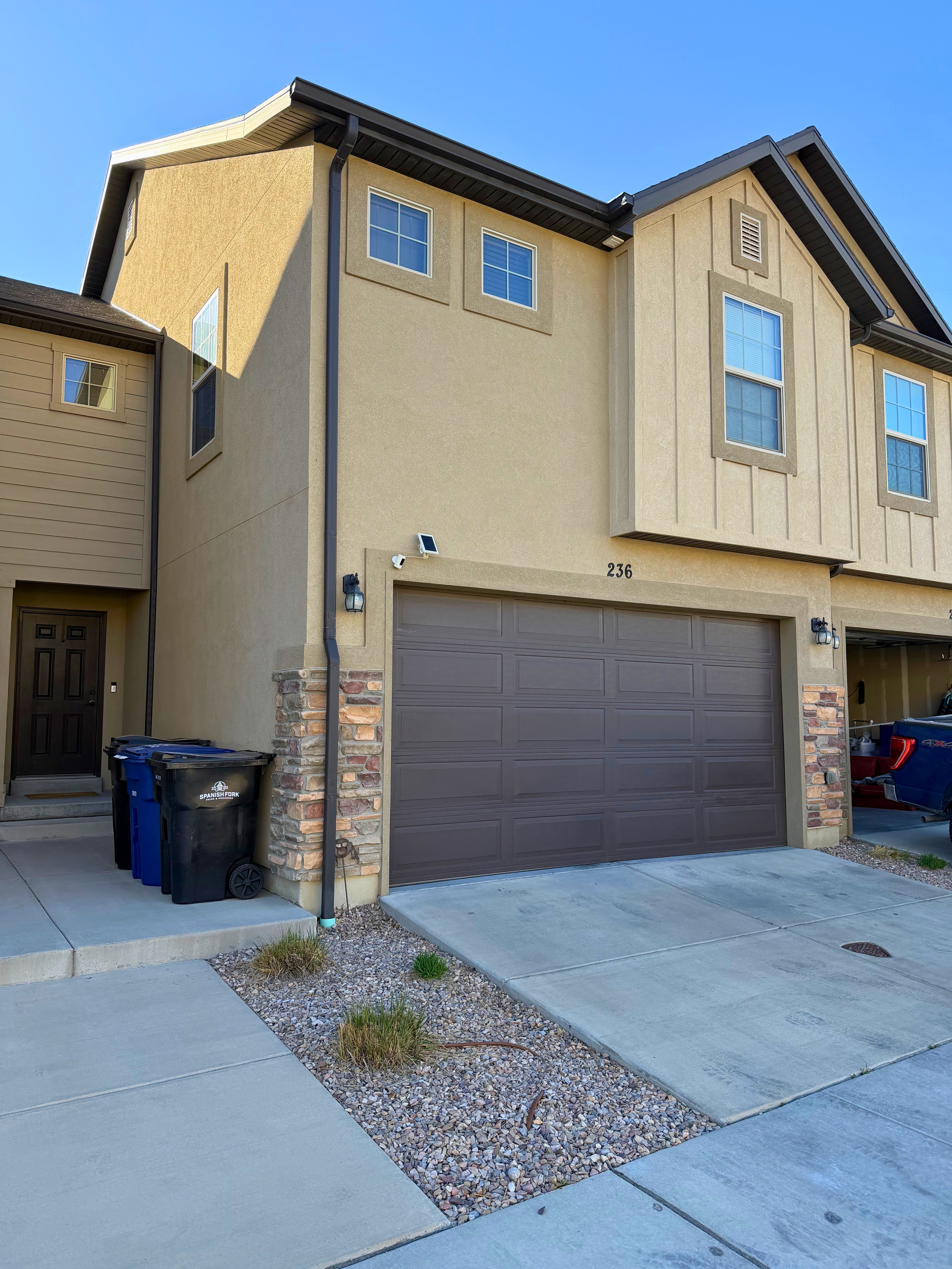 Spanish Fork Townhome: 236 S 1800 E