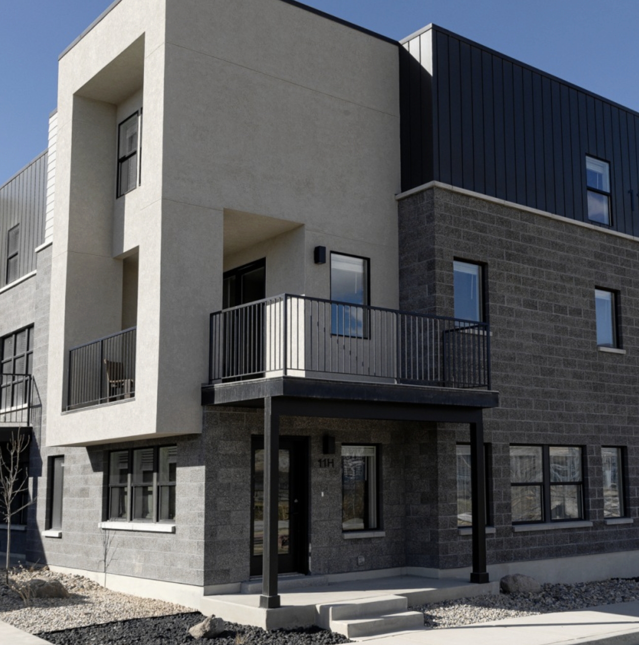 Salt Lake City Townhome: 125 S Navajo St