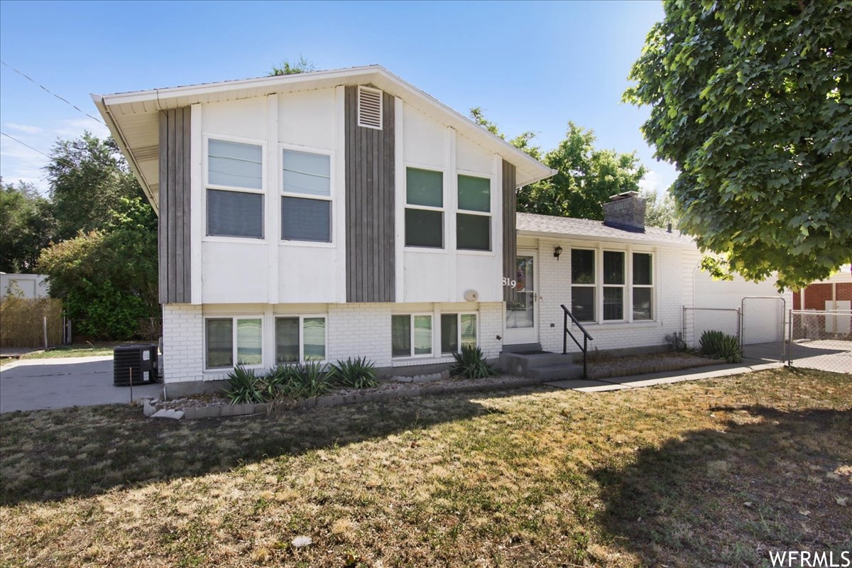 Ogden House: 819 Canyon Rd