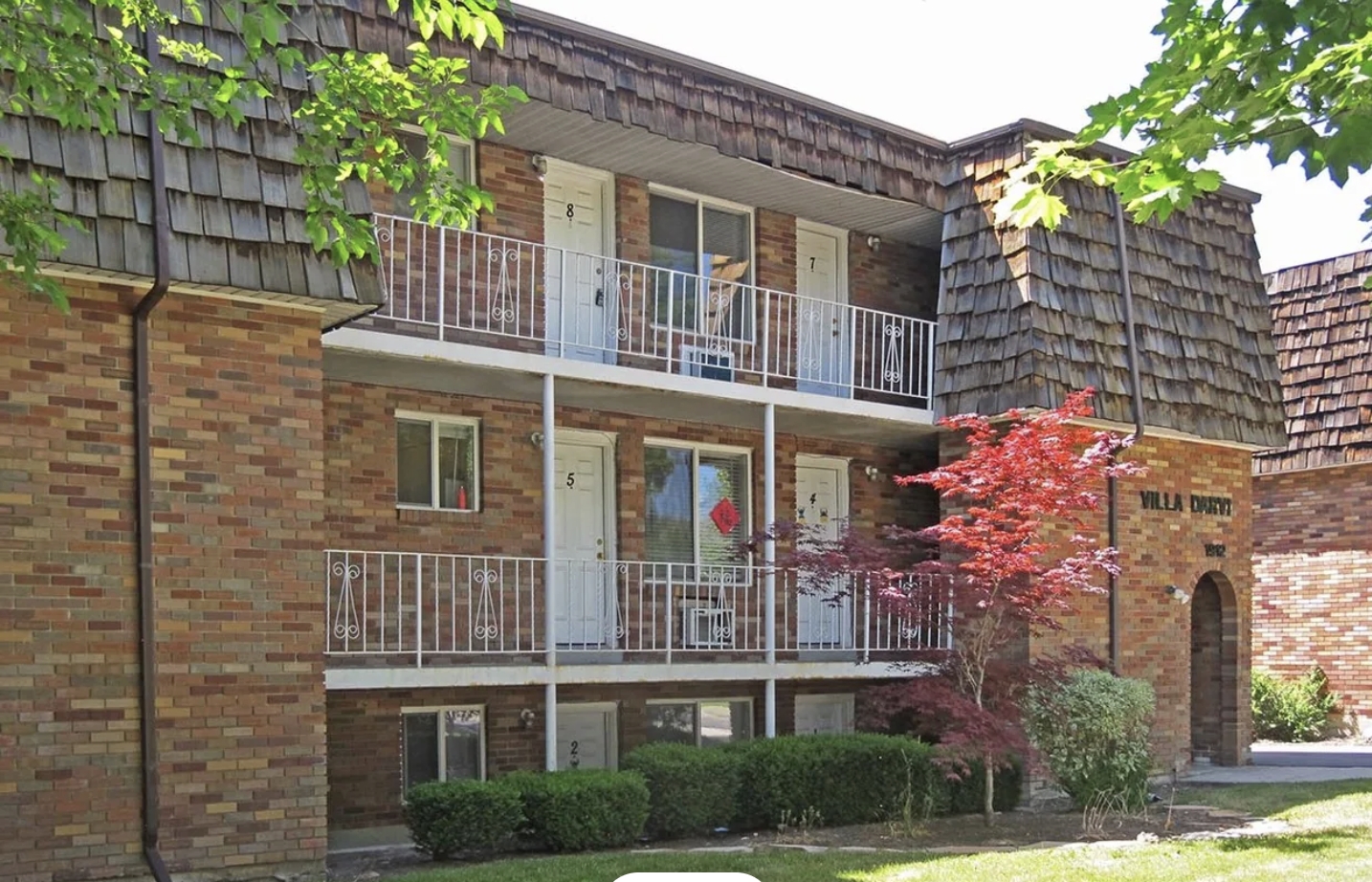 Salt Lake City Apartment: 1912 S Douglas St