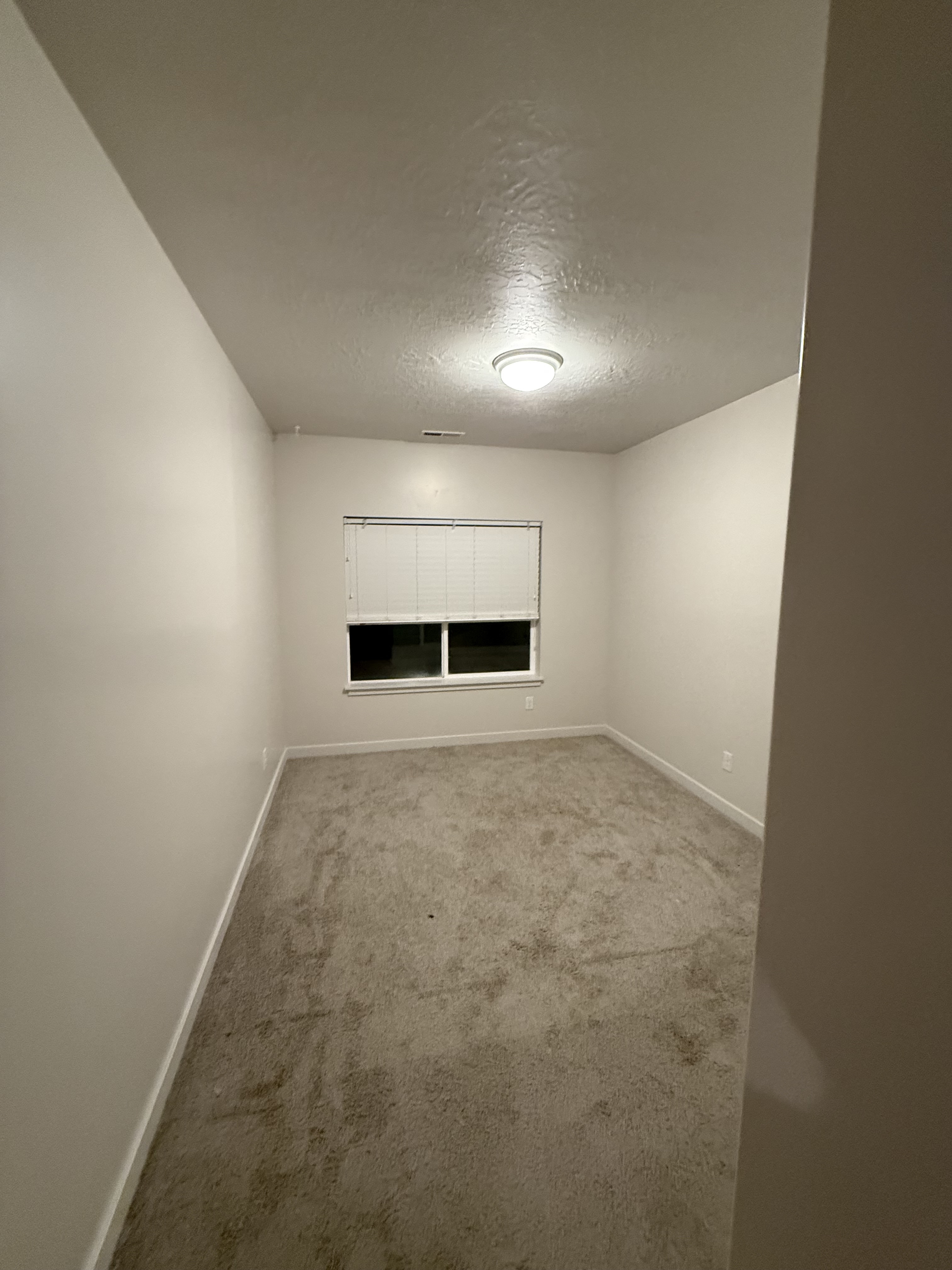 Riverton Townhome: 991 W Sapphire Peak Dr